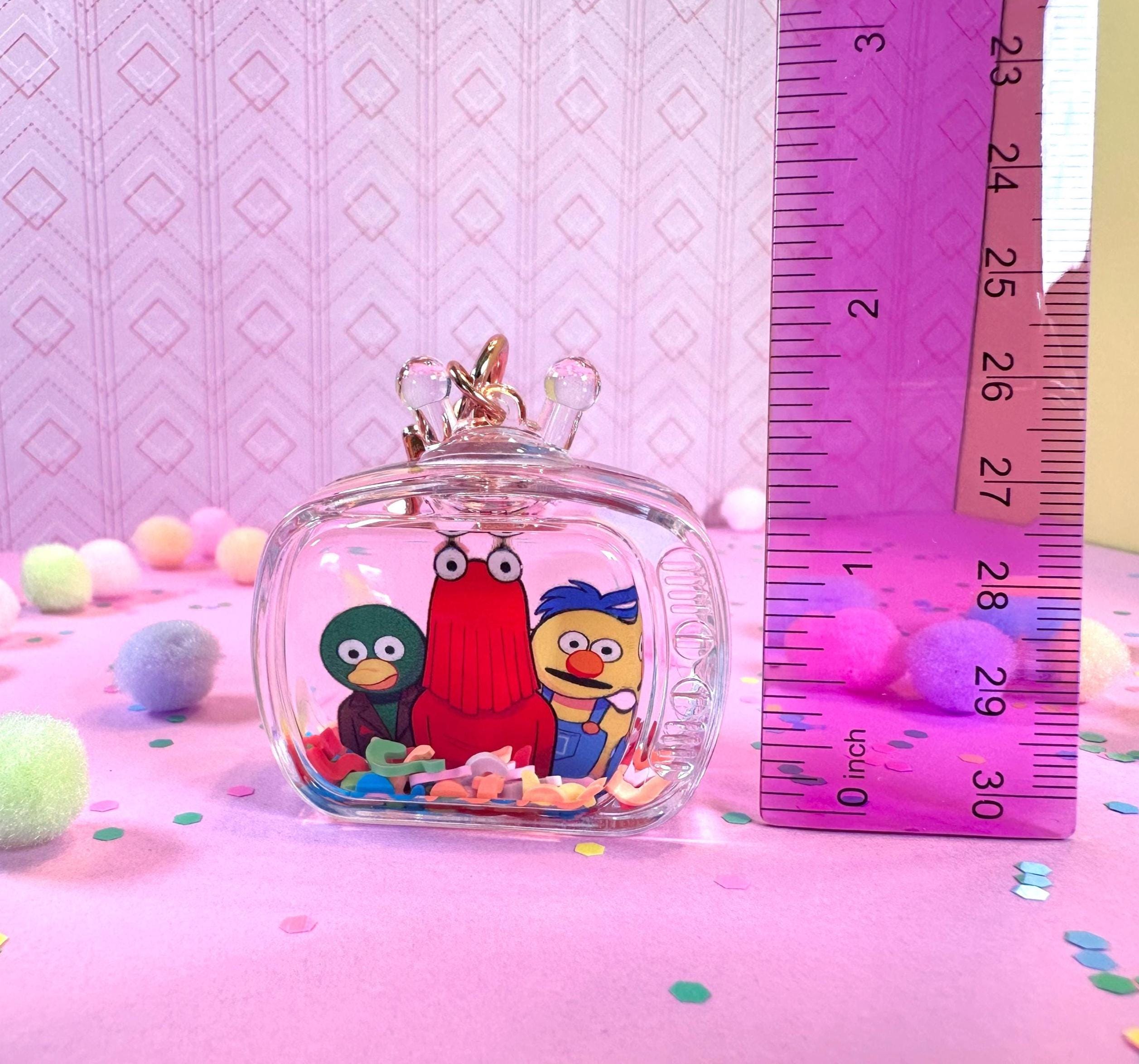 Don’t Hug Me I’m Scared Liquid TV Charm