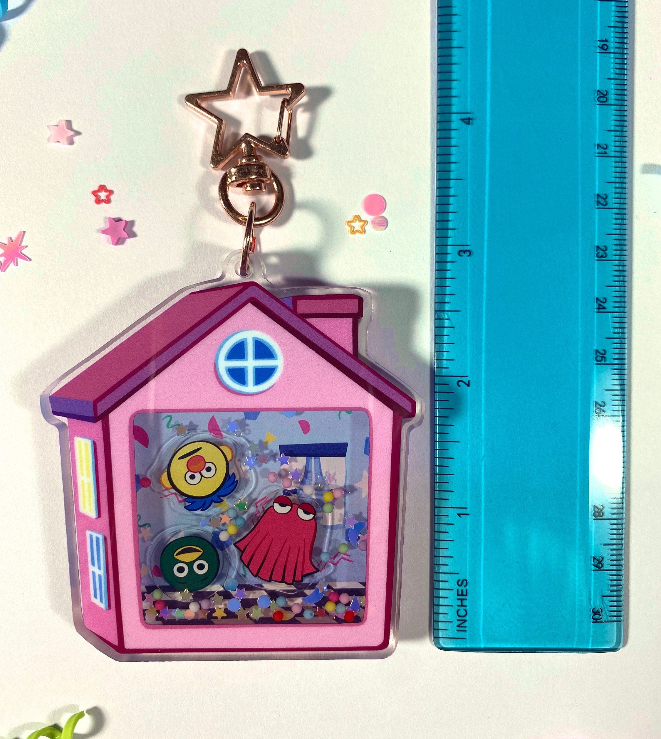 Don’t Hug Me I’m Scared Liquid Shaker Charm
