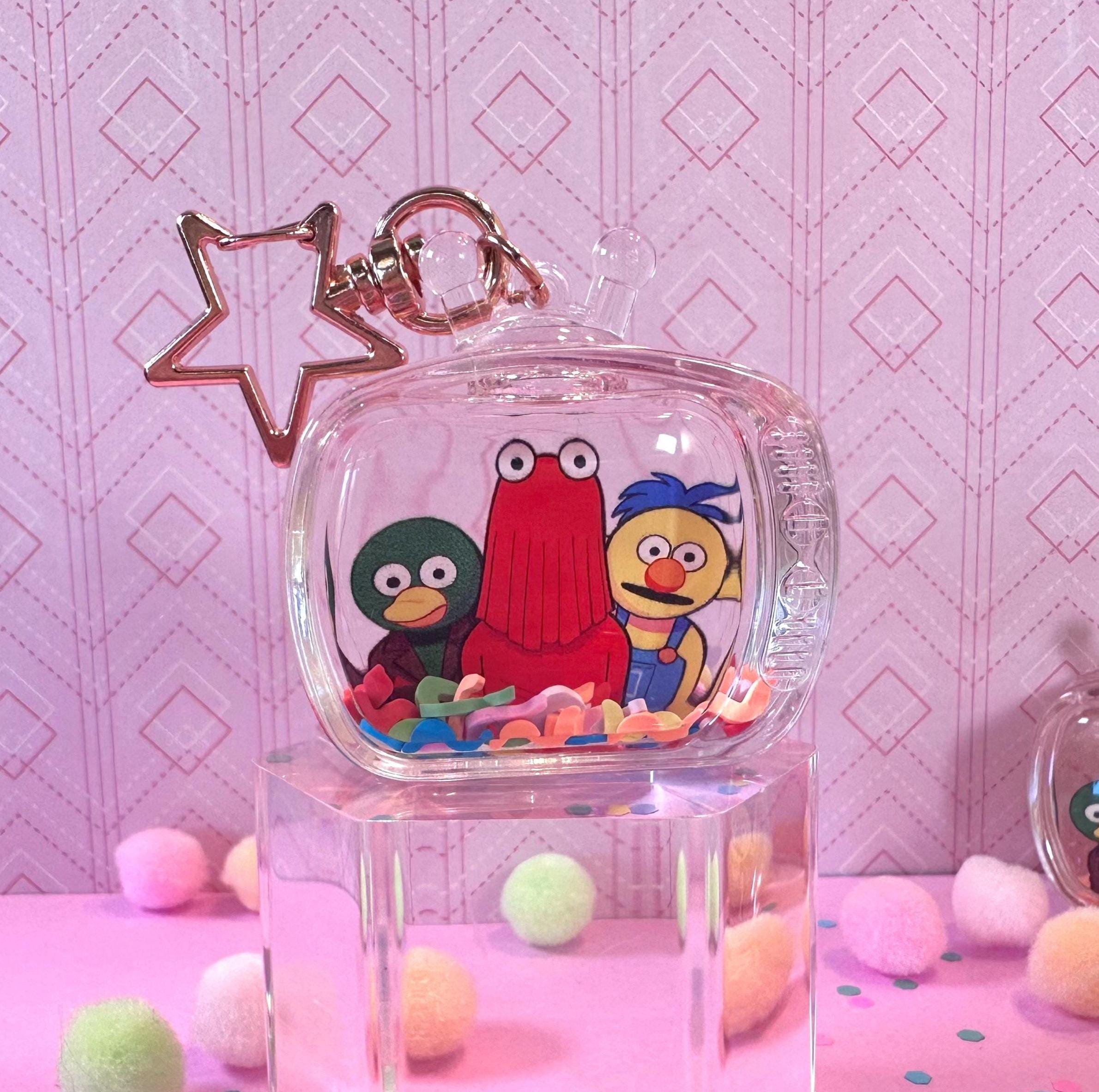Don’t Hug Me I’m Scared Liquid TV Charm